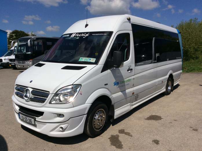 19 Seater Minbus